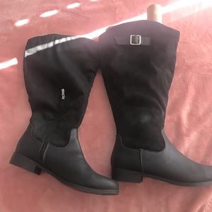 Women’s extra wide calf boots